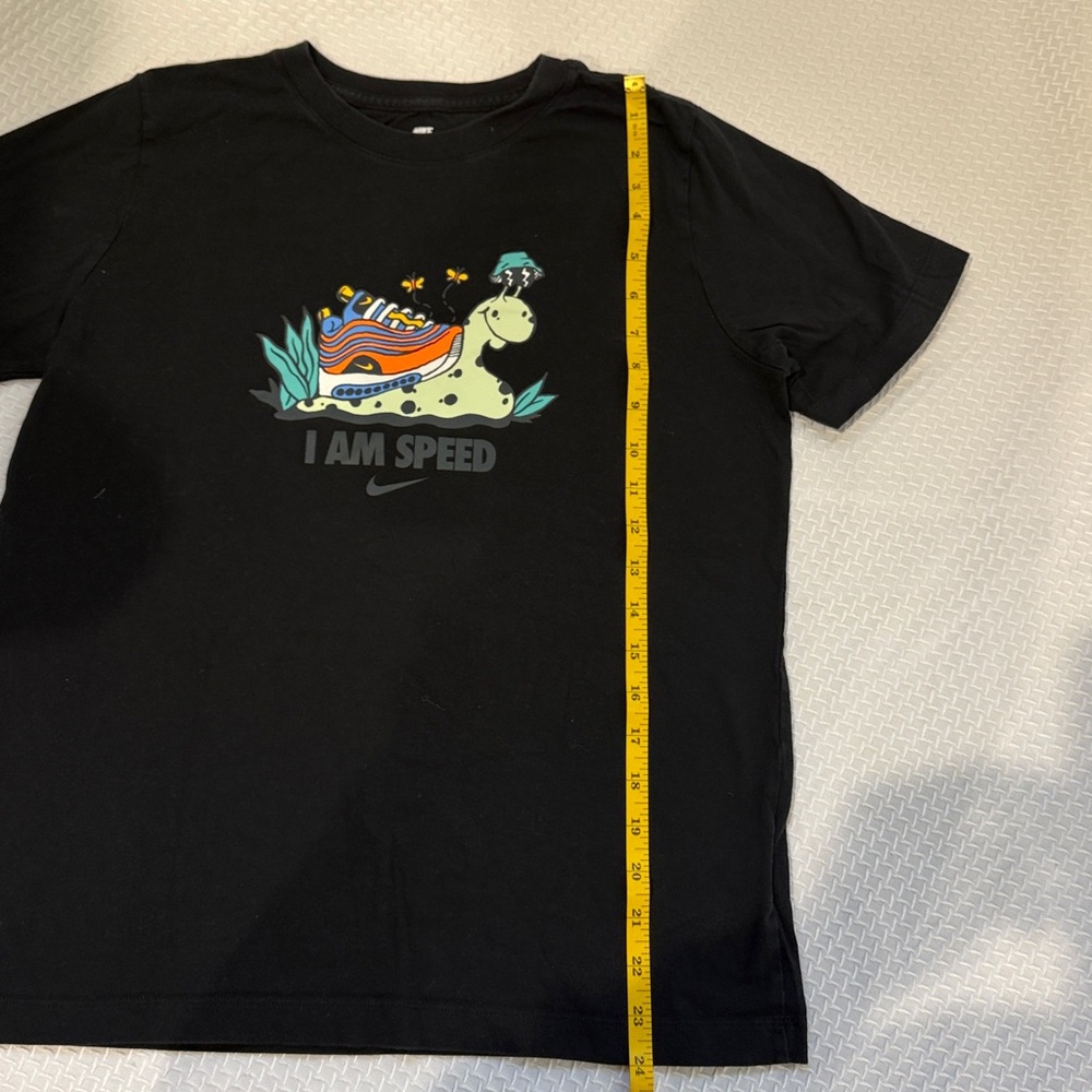 Nike Black Kids T-Shirt with Colorful Snail Graphic - Picture 3 of 6